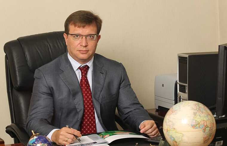 ФНС в тени коррупции: глава "Налог-сервиса" Филимошин и его зам попались на откате